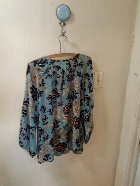 Sundance Sz L sheer turquoise with velvet pattern Blouse - Picture 4 of 6